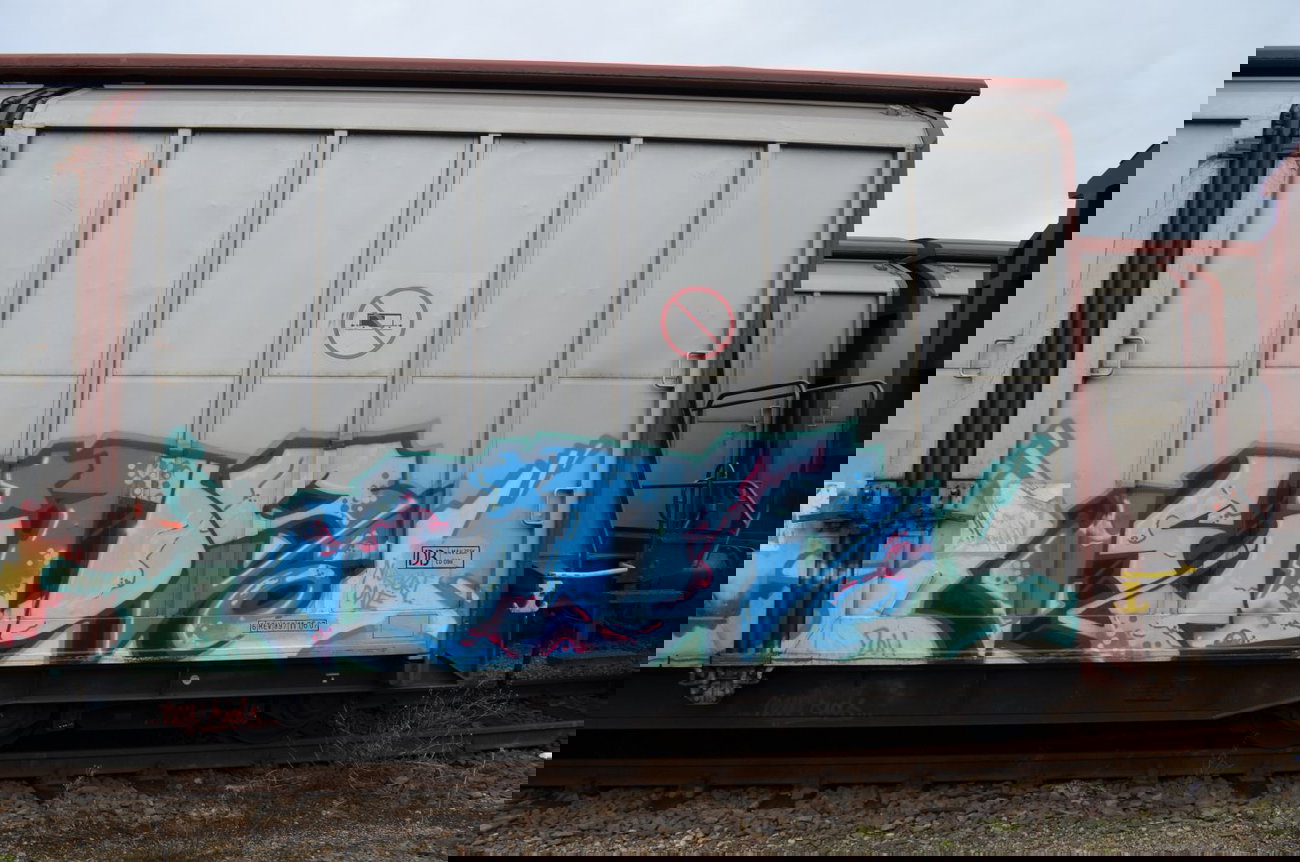 Graffiti Train - Photo by Hall3rOT - NEW, KIDS, NORBERT (2011)