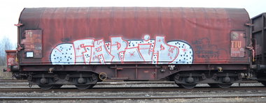 Graffiti Train - Photo by Hall3rOT - FARID, SHB