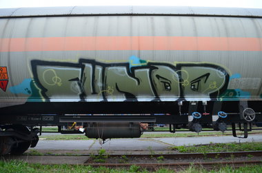 Graffiti Train - Photo by Hall3rOT - FUNDP (2013)