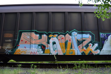 Graffiti Train - Photo by Hall3rOT - KANIZ, SM, 1+1=1 (2014)