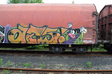 Graffiti Train - Photo by Hall3rOT - ATS, CREW