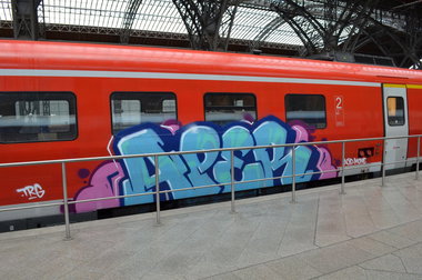 Graffiti Train - Photo by Hall3rOT - APER, TRG, ACID