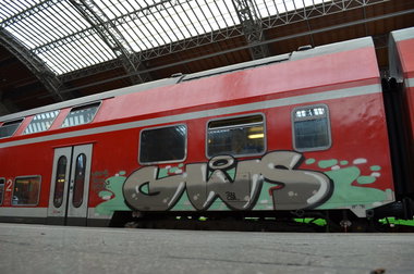 Graffiti Train - Photo by Hall3rOT - GWS, YDUS, AKUL