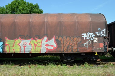 Graffiti Train - Photo by Hall3rOT - HACF, I, LOVE