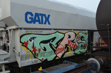 Graffiti Train - Photo by Hall3rOT - GRS, STEM