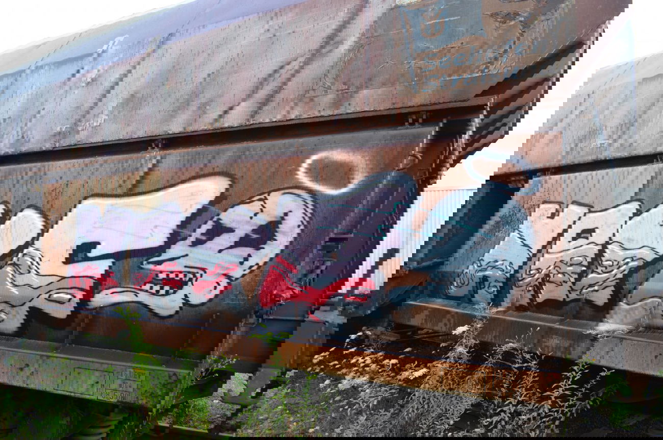 Graffiti Wall - Photo by Hall3rOT