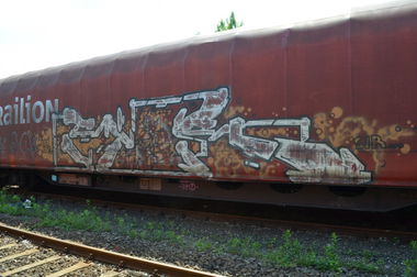 Graffiti Wall - Photo by Hall3rOT