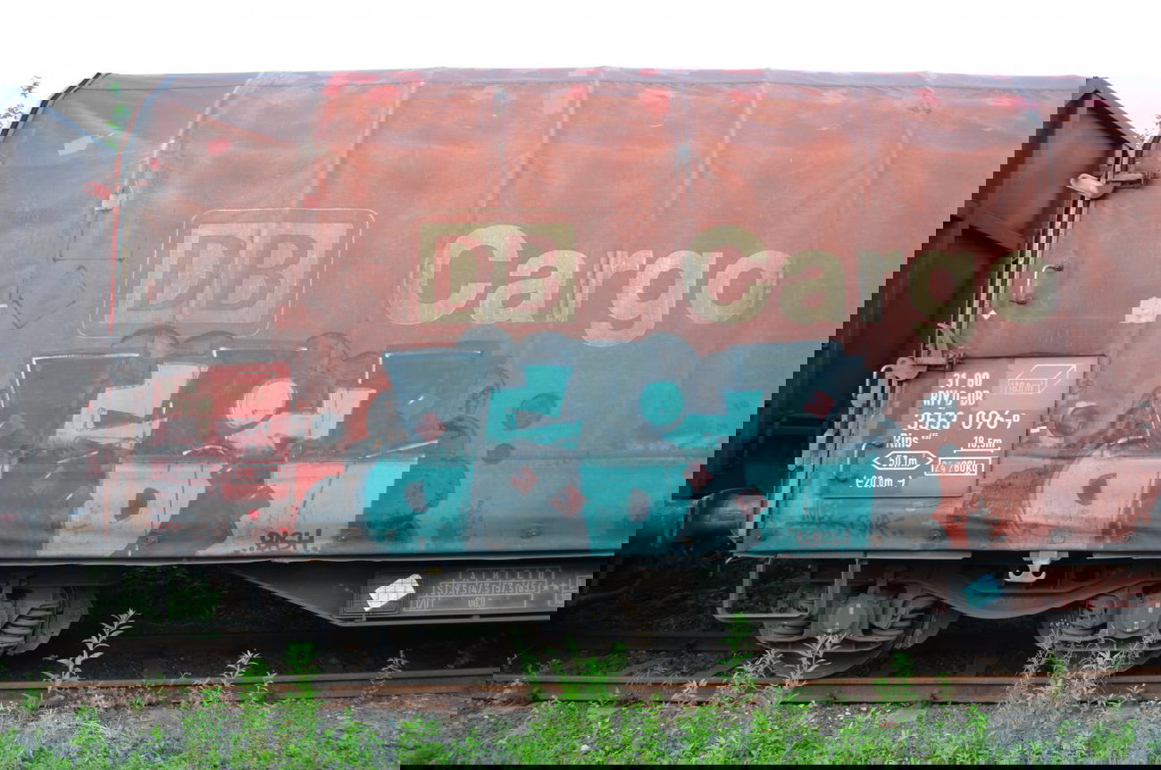 Graffiti Train - Photo by Hall3rOT - DEBIL, HOBOS, FR8D