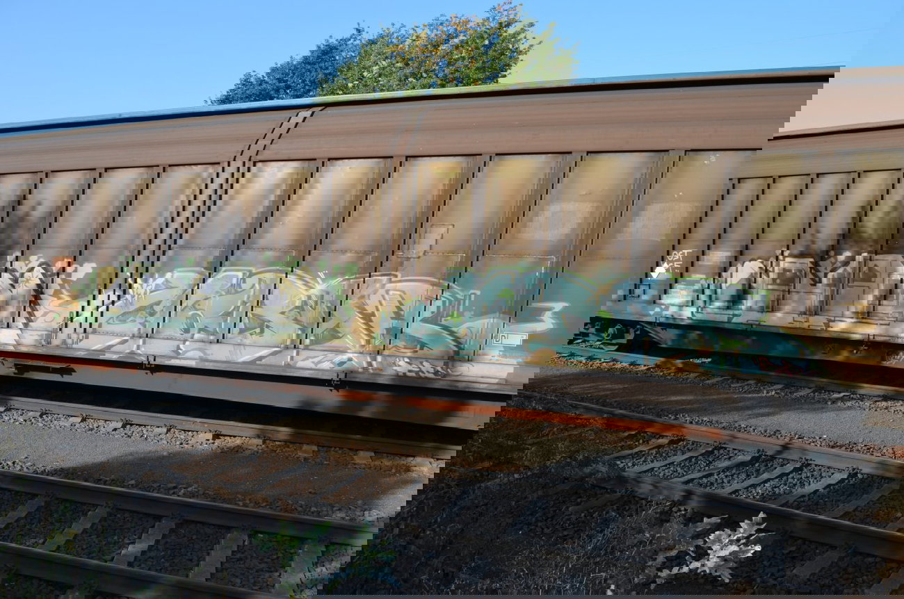 Graffiti Train - Photo by Hall3rOT - MOBAR, OST, KCF