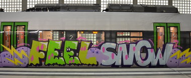 Graffiti Train - Photo by Hall3rOT - FEEL, SNOW
