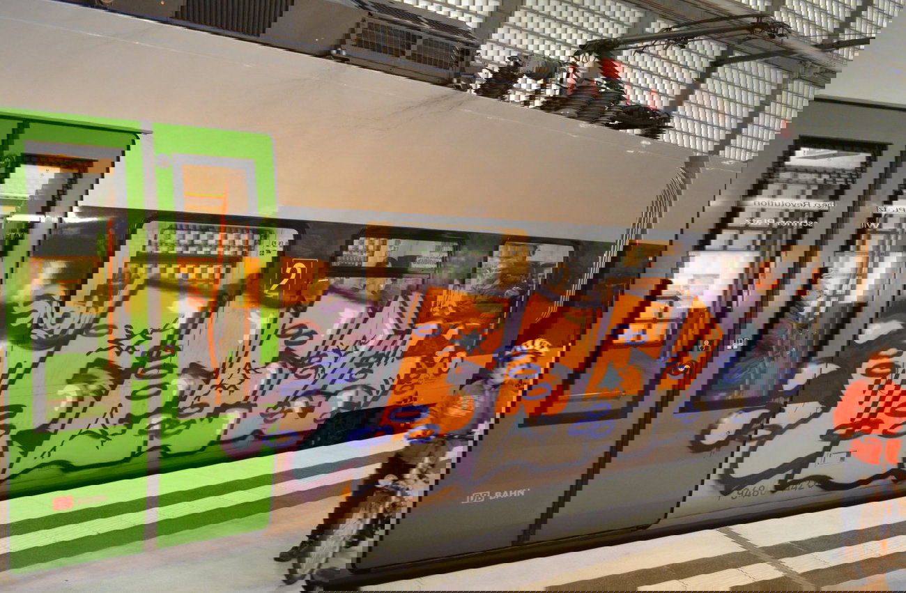 Graffiti Train - Photo by Hall3rOT