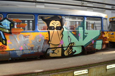 Graffiti Train - Photo by Hall3rOT - HAINZ