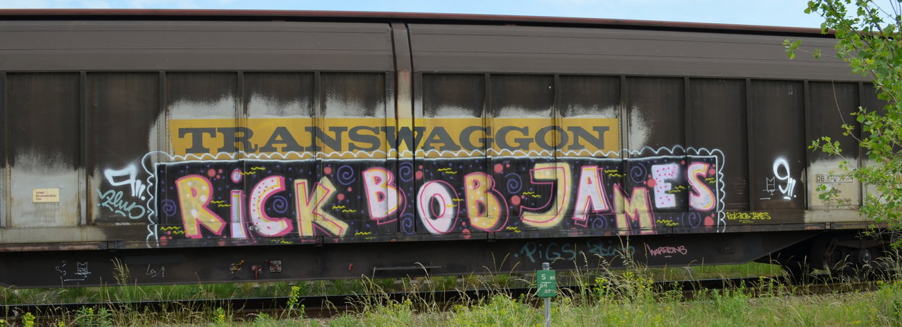 Graffiti Train - Photo by Hall3rOT - RICK, BOB, JAMES