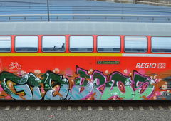 Graffiti Train - Photo by Hall3rOT - GTS, BROS