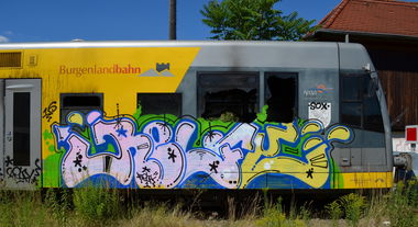 Graffiti Train - Photo by Hall3rOT - RELFY