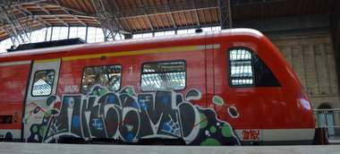 Graffiti Train - Photo by Hall3rOT - AKEEM (2015)