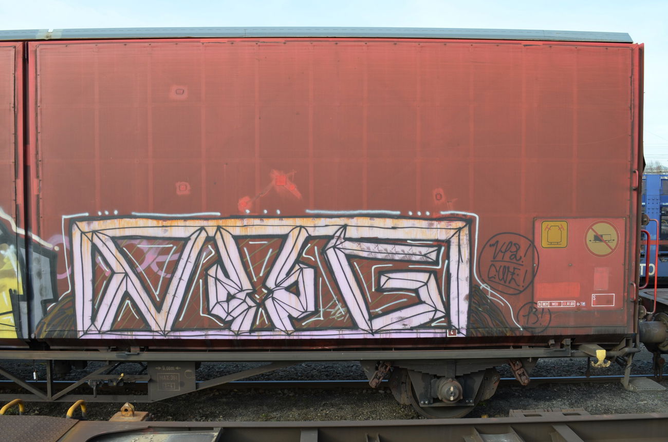 Graffiti Train - Photo by Hall3rOT - VTG