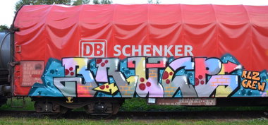 Graffiti Photo by Hall3rOT - BRUCE, RLZ, CREW