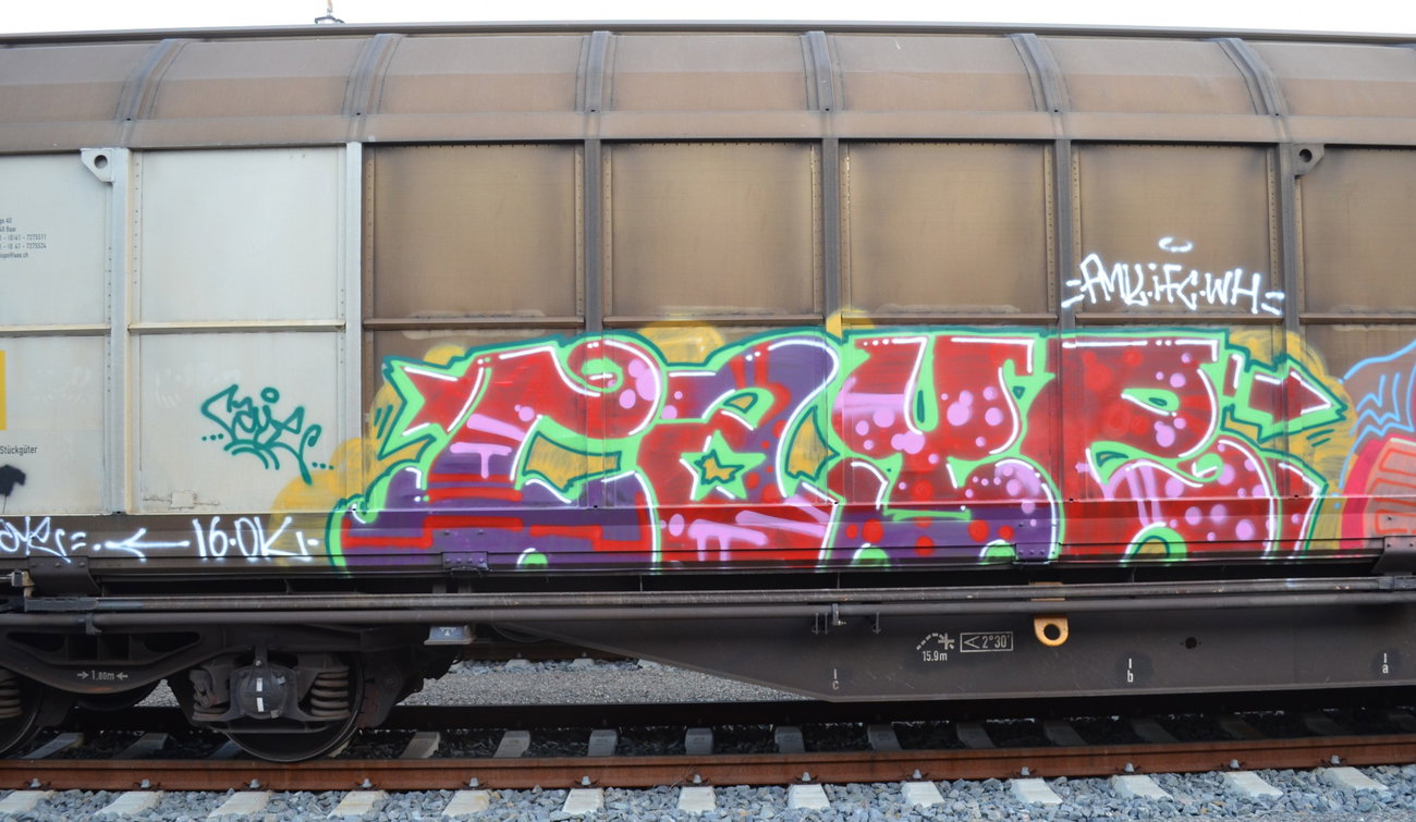 Graffiti Photo by Hall3rOT - CAYE, PMK, IFC (2016)