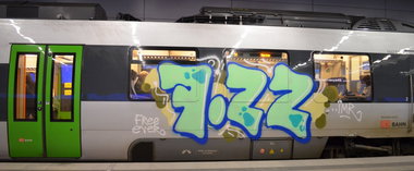 Graffiti Train - Photo by Hall3rOT - 7.22, 7.ZZ, IMR