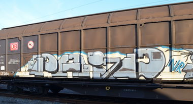 Graffiti Train - Photo by Hall3rOT