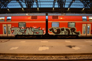 Graffiti Train - Photo by Hall3rOT - RENS, ÜF, ÜFS (2016)