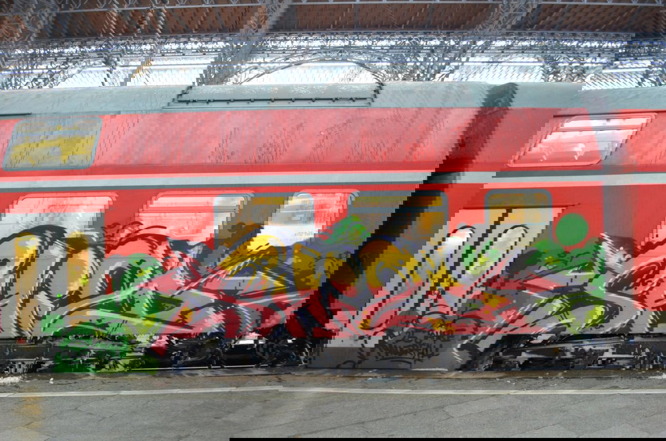 Graffiti Train - Photo by Hall3rOT - SHIZO