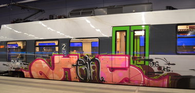 Graffiti Train - Photo by Hall3rOT - HEINS, ORG, ÜF.S (2015)