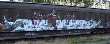 Graffiti Train - Photo by Hall3rOT - BK, KGZ