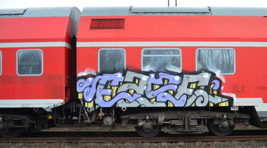 Graffiti Train - Photo by Hall3rOT - EASE