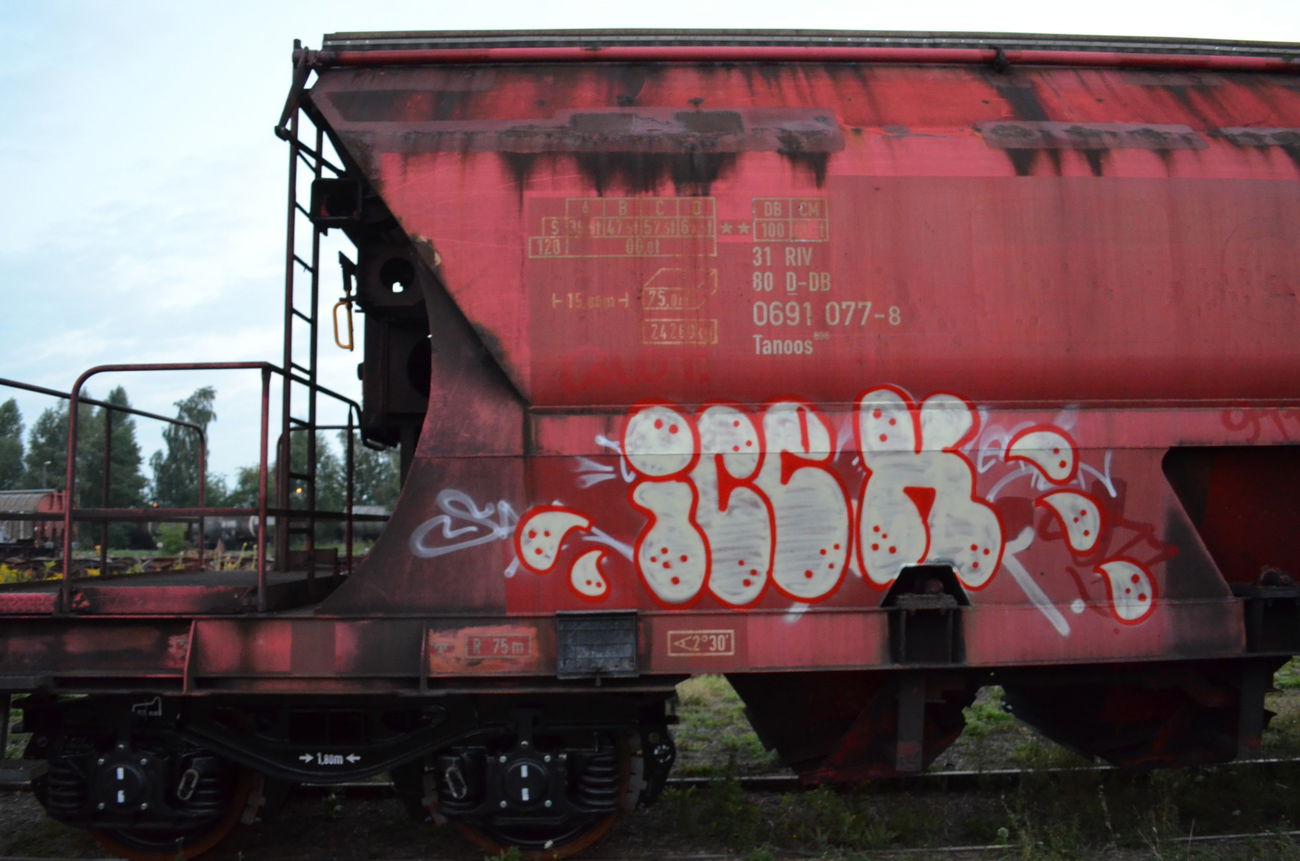 Graffiti Train - Photo by Hall3rOT - ICE, K