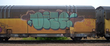 Graffiti Train - Photo by Hall3rOT - DIZE, OIZE