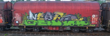 Graffiti Train - Photo by Hall3rOT - NEAR, KNR