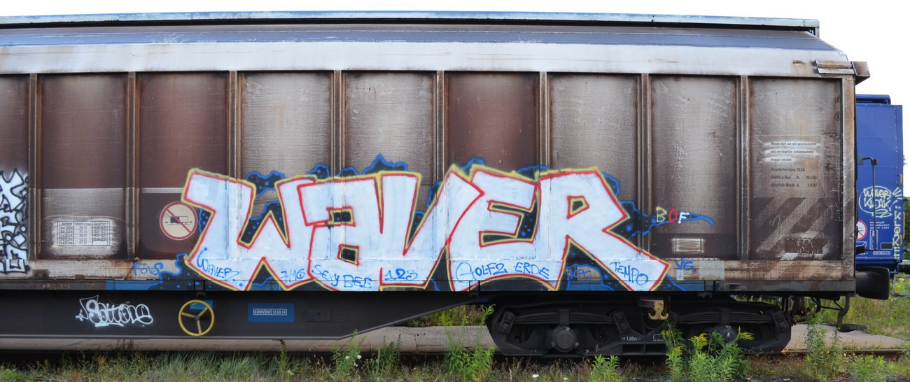 Graffiti Photo by Hall3rOT - WAVER, BOF
