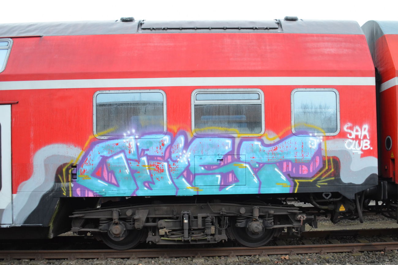 Graffiti Train - Photo by Hall3rOT - GEIST