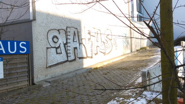 Graffiti Wall - Photo by Hallunken - gafas (2017)