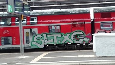 Graffiti Train - Photo by Hallunken - SLT.XQ (2014)