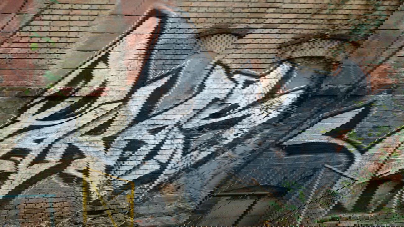 Graffiti Bombing - Photo by Hallunken - Paras (2014)