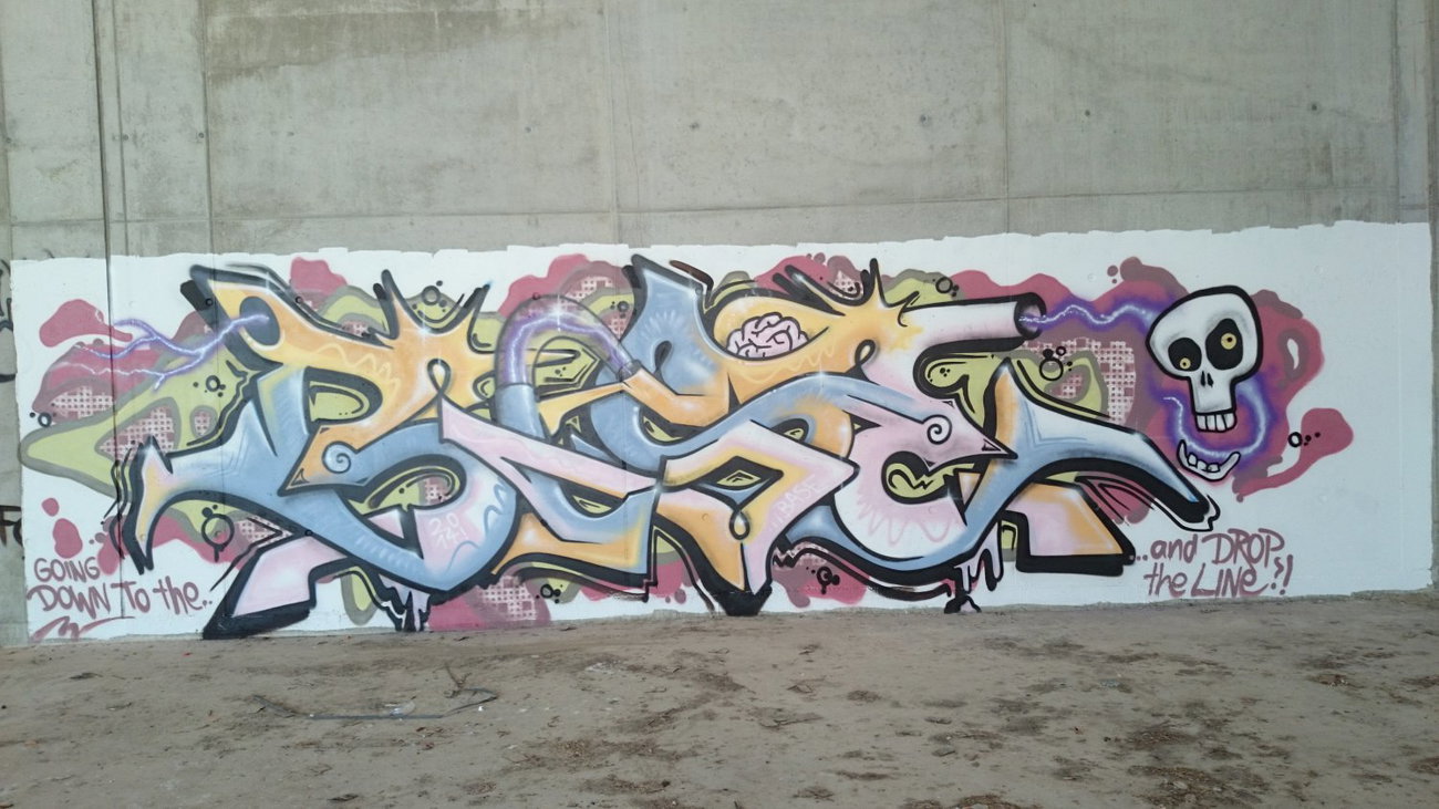 Graffiti Wall - Photo by Hallunken - Base (2014)