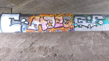 Graffiti Wall - Photo by Hallunken - HAZE, GIF (2016)
