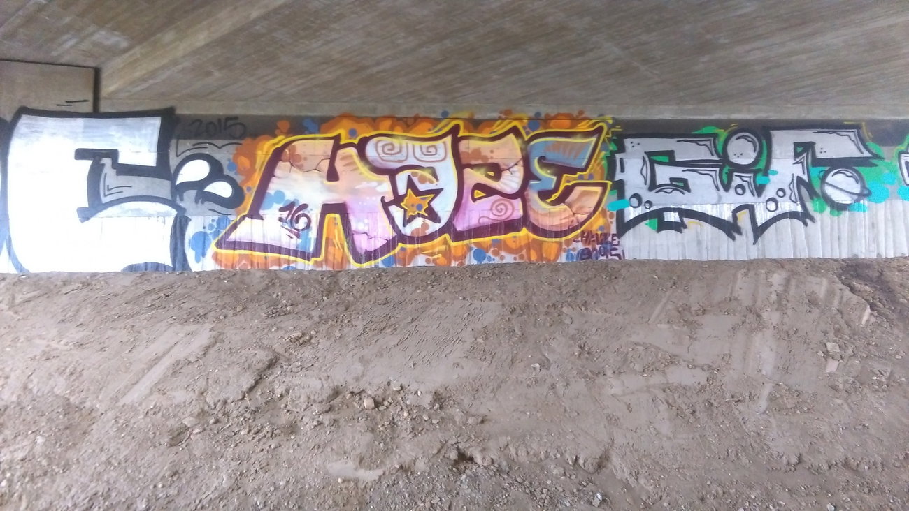 Graffiti Wall - Photo by Hallunken - HAZE, GIF (2016)