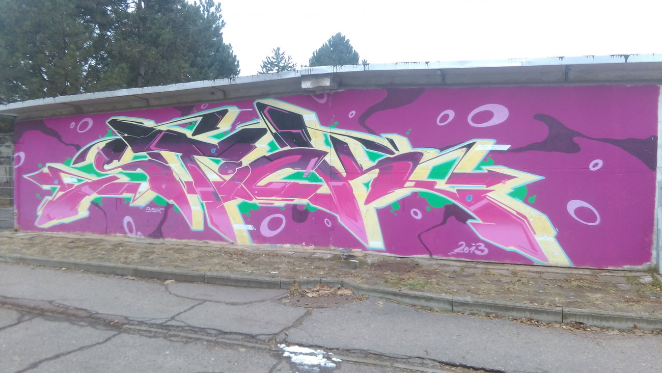 Graffiti Wall - Photo by Hallunken - STICK (2016)