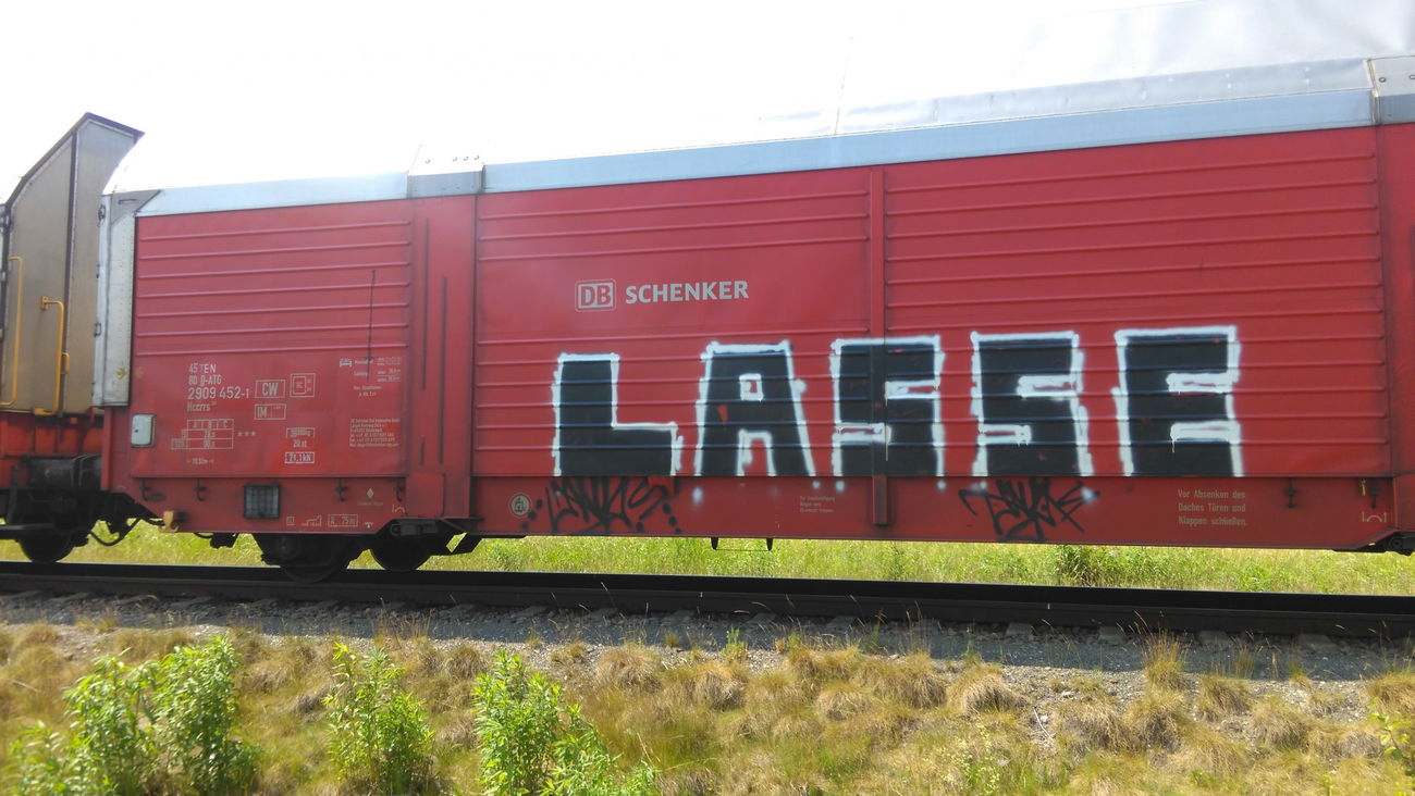 Graffiti Train - Photo by Hallunken - LASSE