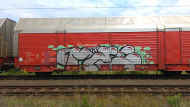 Graffiti Train - Photo by Hallunken