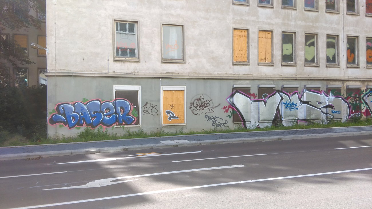 Graffiti Wall - Photo by Hallunken - Baser, WKS (2016)