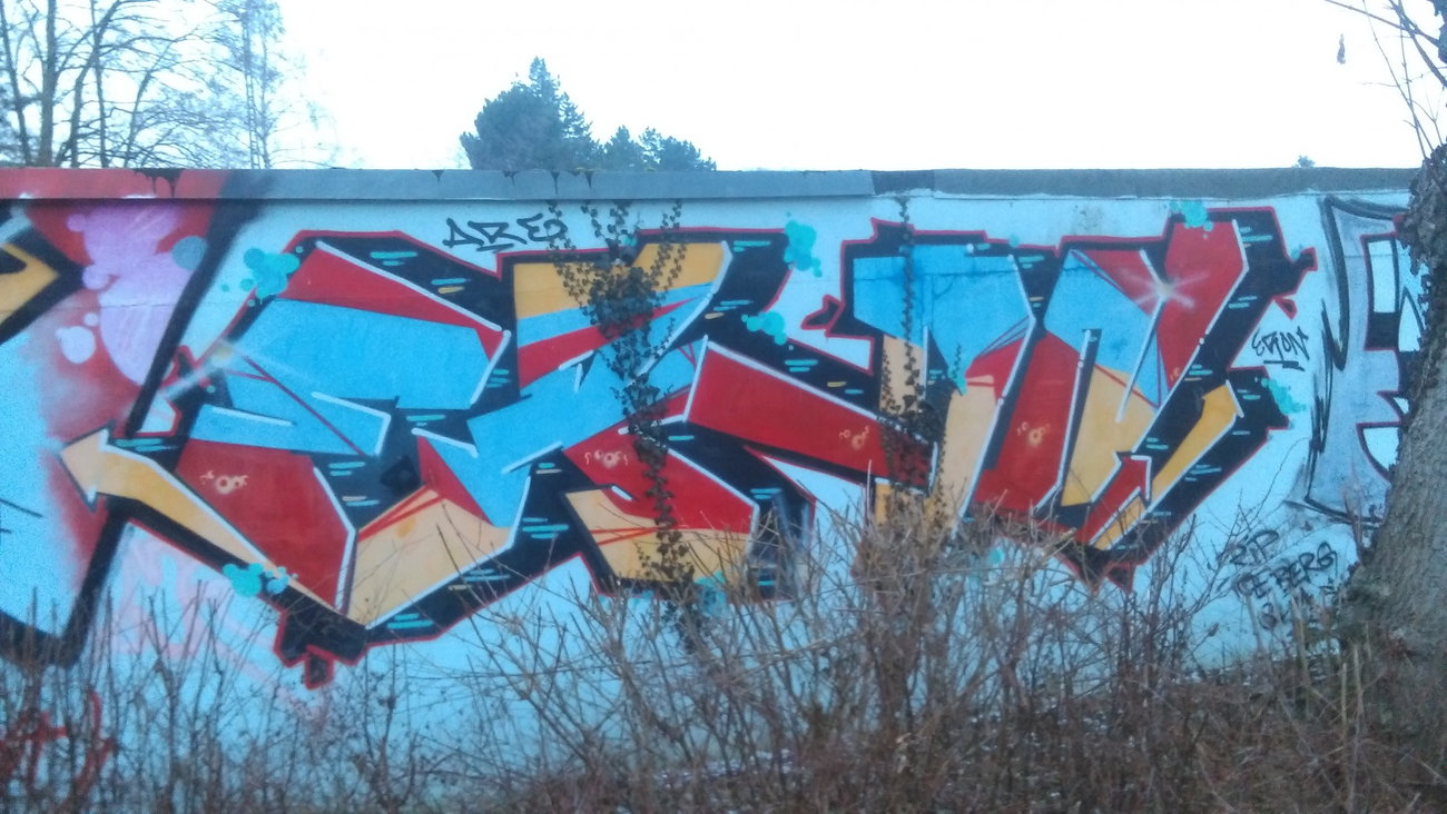 Graffiti Wall - Photo by Hallunken - ERON