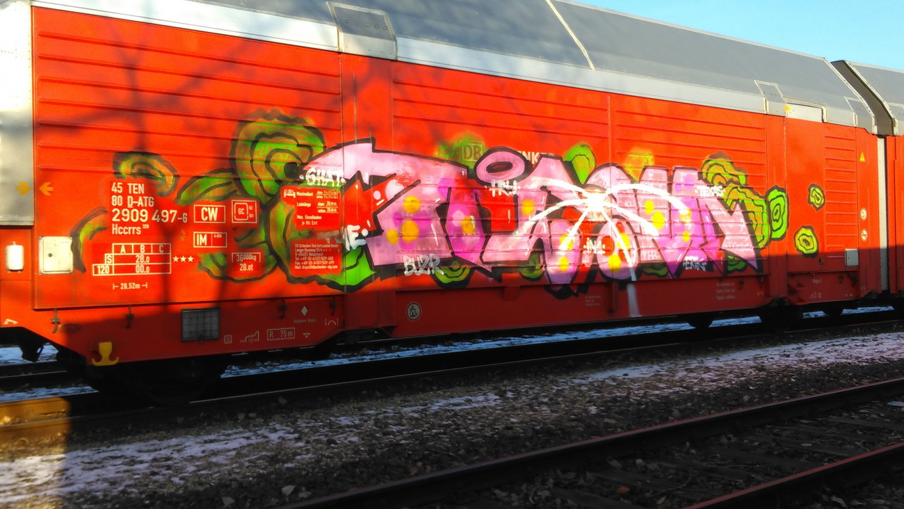 Graffiti Wall - Photo by Hallunken - Tiesm (2016)