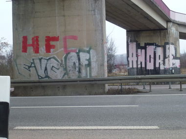 Graffiti Bombing - Photo by Hallunken - AMORE
