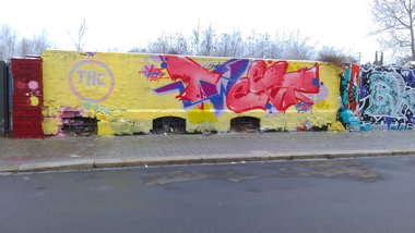 Graffiti Wall - Photo by Hallunken - tweet (2017)