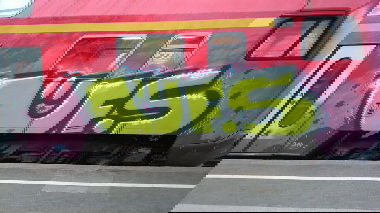 Graffiti Train - Photo by Hallunken - ÜFs (2014)